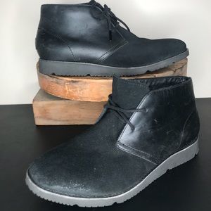 TREADLIGHT by UGG FREAMON WP CHUKKA boot